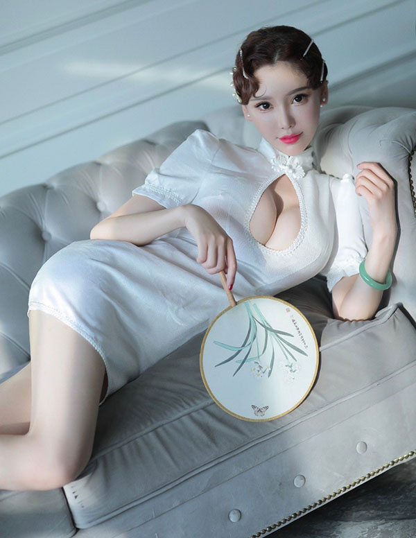 芝加哥大学生伴游