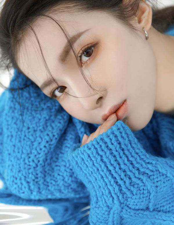 曼谷外围女大学生