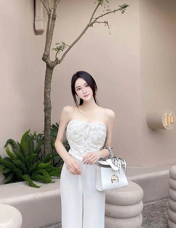 纽约伴游大学生