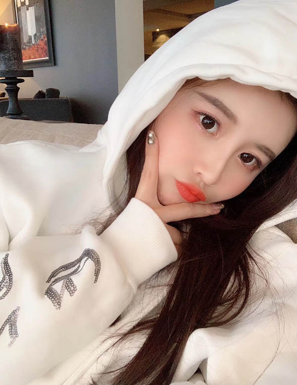 迪拜高端模特经纪人