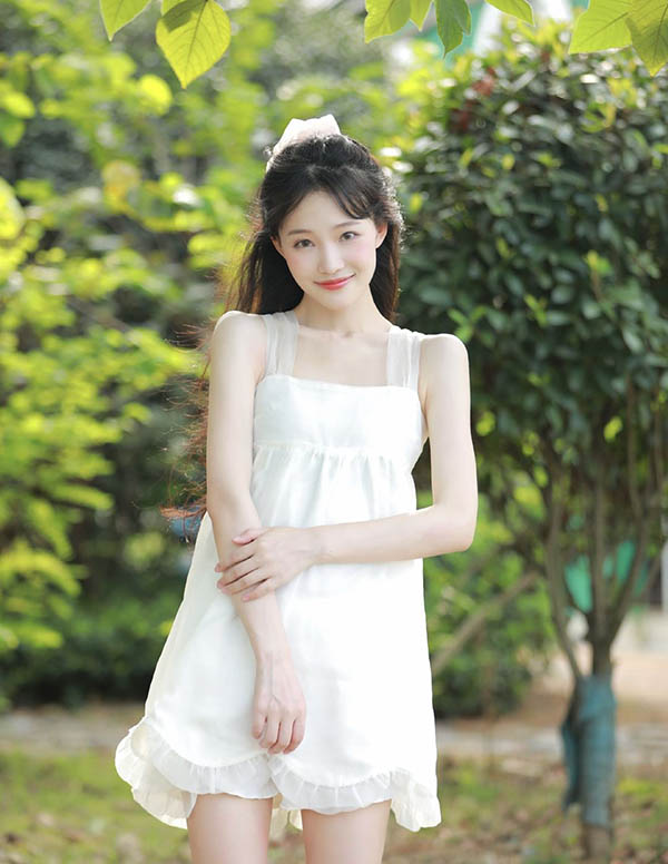 旧金山外围女大学生